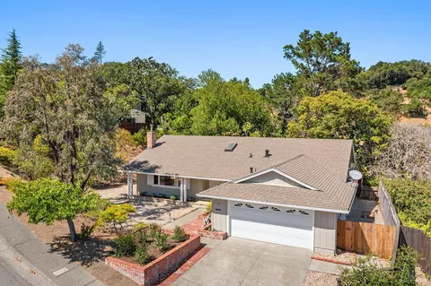 35 Salvador Way, San Rafael, CA 94903