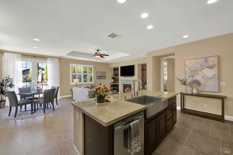 Kitchen - 3868 Torrington Way, Fairfield, CA 94533 photo 6 of 8