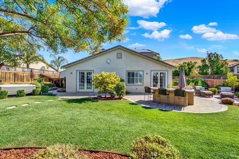 Exterior - 3868 Torrington Way, Fairfield, CA 94533 photo 13 of 25