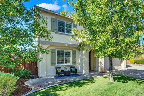 Exterior - 3868 Torrington Way, Fairfield, CA 94533 photo 4 of 25