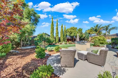 Exterior - 3868 Torrington Way, Fairfield, CA 94533 photo 9 of 25