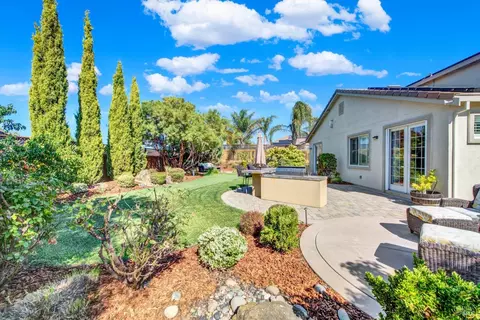 Exterior - 3868 Torrington Way, Fairfield, CA 94533 photo 6 of 25