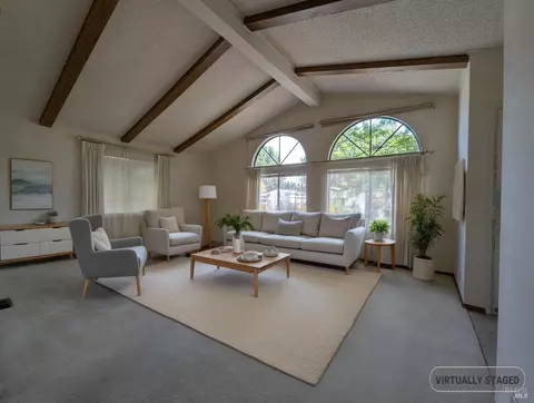 230 E Seven Flags Cir, Sonoma, CA 95476