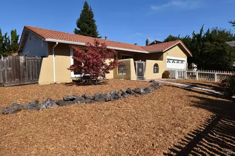 6061 Della Ct, Rohnert Park, CA 94928