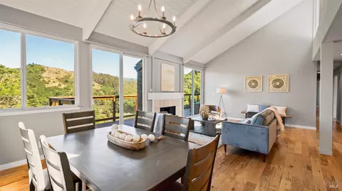 Dining - 368 Carrera Dr, Mill Valley, CA 94941 photo 2 of 2