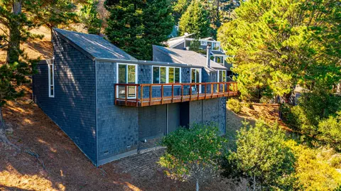 Exterior - 368 Carrera Dr, Mill Valley, CA 94941 photo 6 of 6