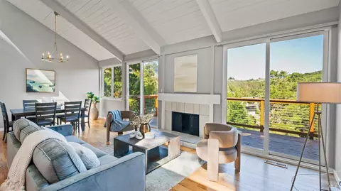 Living - 368 Carrera Dr, Mill Valley, CA 94941 photo 1 of 2