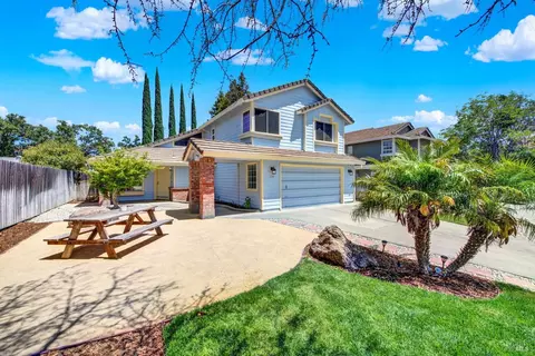 119 Amberwood Ct, Vacaville, CA 95688
