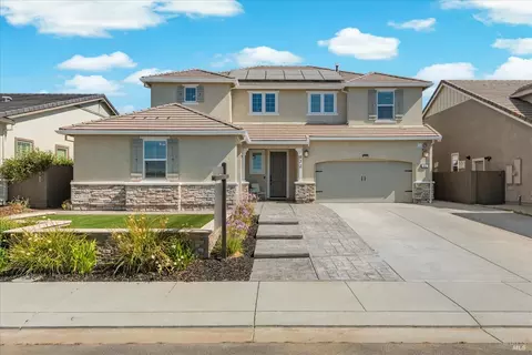 972 Day Lilly Dr, Vacaville, CA 95687