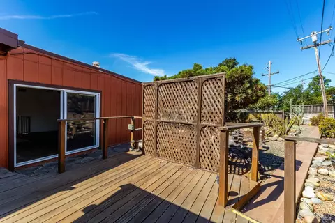 Exterior - 110 Wedgewood Ct, Vallejo, CA 94591 photo 15 of 23
