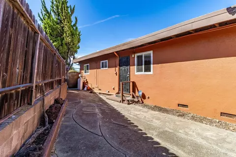 Exterior - 110 Wedgewood Ct, Vallejo, CA 94591 photo 12 of 23