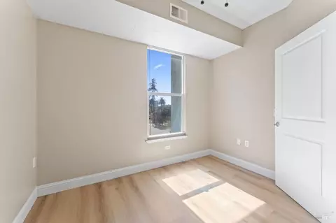 Bedroom - 655 12th St #311, Oakland, CA 94607 photo 2 of 3