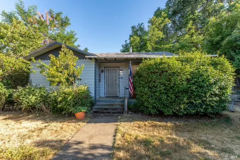 283 E Valley St, Willits, CA 95490