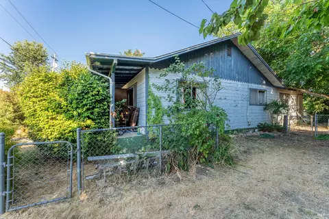 Exterior - 283 E Valley St, Willits, CA 95490 photo 5 of 5
