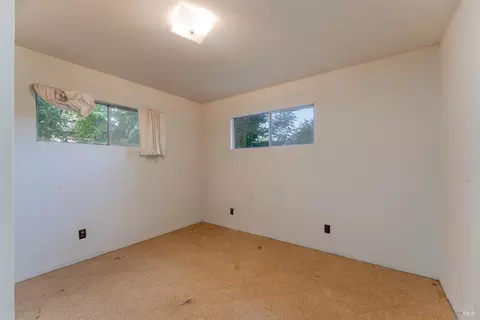 Bedroom - 283 E Valley St, Willits, CA 95490 photo 1 of 2