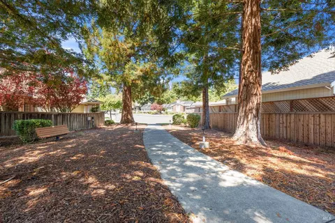 272 S Temelec Cir, Sonoma, CA 95476 photo 41