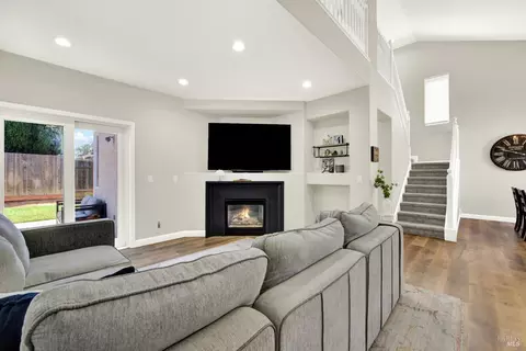 Other - 608 Edenderry Dr, Vacaville, CA 95688 photo 4 of 14