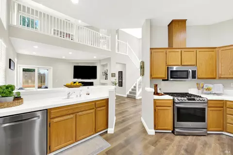 Other - 608 Edenderry Dr, Vacaville, CA 95688 photo 6 of 14
