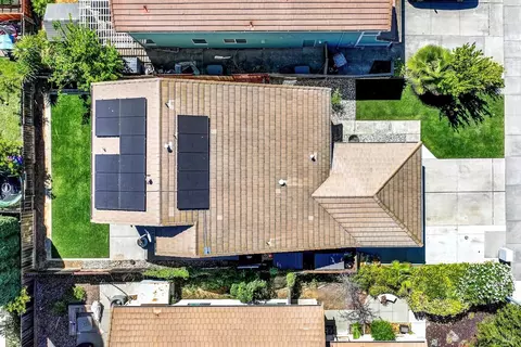 View/Area - 608 Edenderry Dr, Vacaville, CA 95688 photo 8 of 10