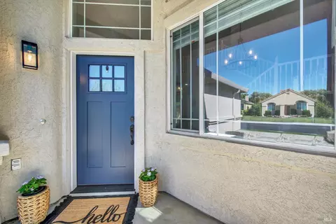 Entry Way - 608 Edenderry Dr, Vacaville, CA 95688 photo 1 of 9