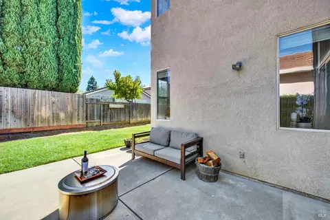 Exterior - 608 Edenderry Dr, Vacaville, CA 95688 photo 16 of 16