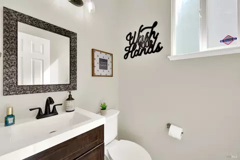 Bath - 608 Edenderry Dr, Vacaville, CA 95688 photo 1 of 6