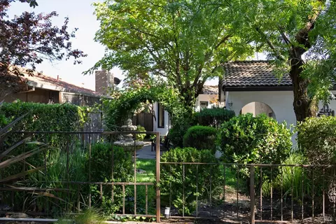 Exterior - 438 Crivelli Dr, Sonoma, CA 95476 photo 3 of 9