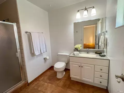 Bath - 438 Crivelli Dr, Sonoma, CA 95476 photo 1 of 2