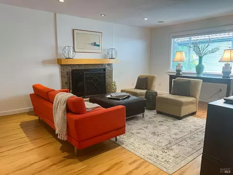 Living - 438 Crivelli Dr, Sonoma, CA 95476 photo 1 of 6