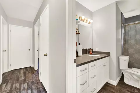 Entry Way - 306 Cascade Dr, Vacaville, CA 95687 photo 3 of 3