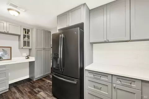 Kitchen - 306 Cascade Dr, Vacaville, CA 95687 photo 10 of 10