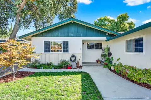 Other - 306 Cascade Dr, Vacaville, CA 95687 photo 2 of 14