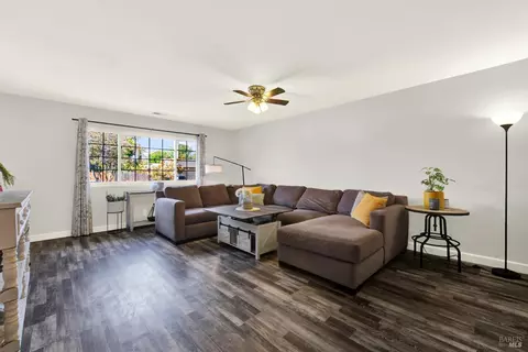 Living - 306 Cascade Dr, Vacaville, CA 95687 photo 1 of 4