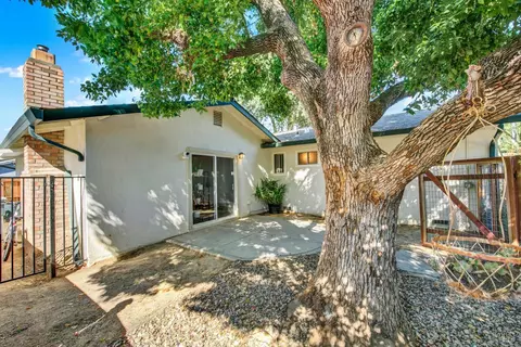 Exterior - 306 Cascade Dr, Vacaville, CA 95687 photo 15 of 31