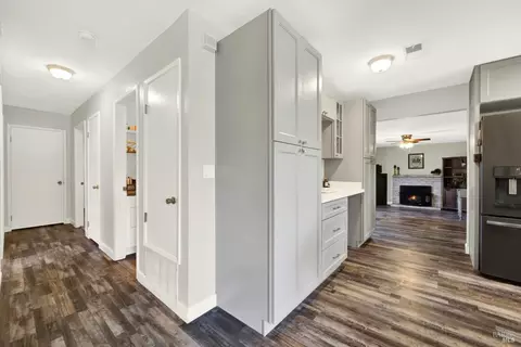 Entry Way - 306 Cascade Dr, Vacaville, CA 95687 photo 1 of 3