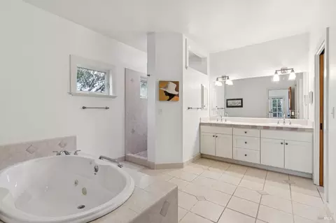 Bath - 490 Denmark St, Sonoma, CA 95476 photo 1 of 6