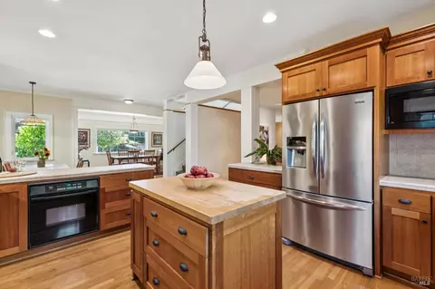 Kitchen - 490 Denmark St, Sonoma, CA 95476 photo 4 of 4