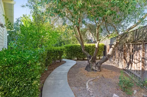 Exterior - 490 Denmark St, Sonoma, CA 95476 photo 14 of 18