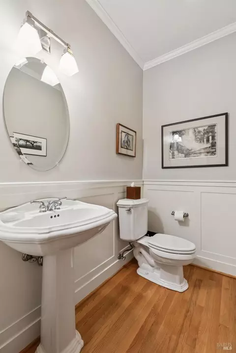 Bath - 490 Denmark St, Sonoma, CA 95476 photo 5 of 6