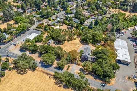 19434 8th St E, Sonoma, CA 95476 photo 16