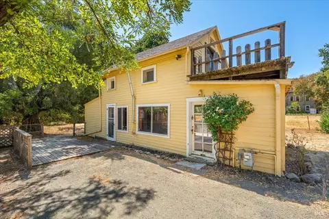 19434 8th St E, Sonoma, CA 95476 photo 4