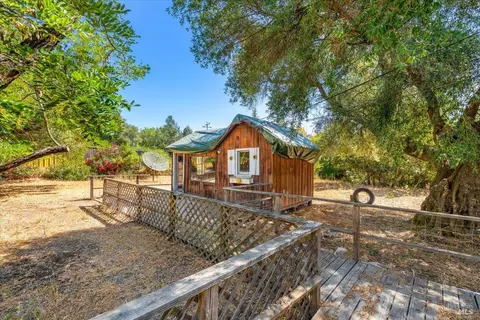19434 8th St E, Sonoma, CA 95476 photo 2