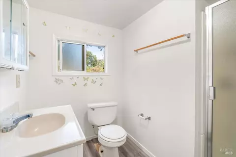 19434 8th St E, Sonoma, CA 95476 photo 9