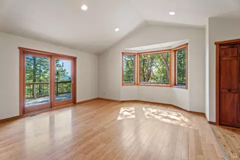 2030 Buckeye Dr, Willits, CA 95490 photo 4