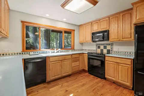 2030 Buckeye Dr, Willits, CA 95490 photo 11