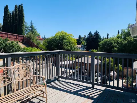 Exterior - 124 Thacker Ct, Vallejo, CA 94591 photo 5 of 12