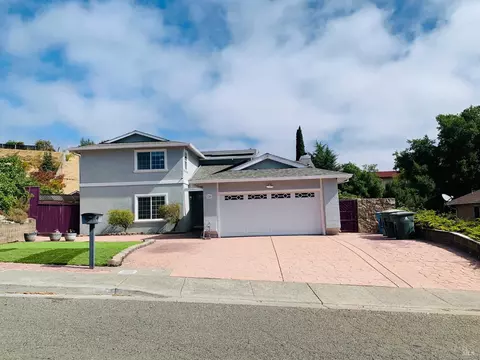 124 Thacker Ct, Vallejo, CA 94591