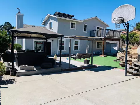Exterior - 124 Thacker Ct, Vallejo, CA 94591 photo 6 of 12