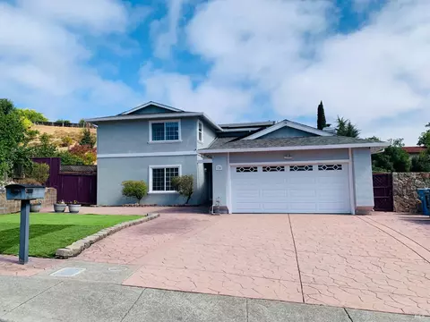 Exterior - 124 Thacker Ct, Vallejo, CA 94591 photo 2 of 12