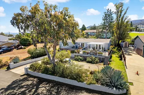 181 Berryessa Dr, Napa, CA 94558
